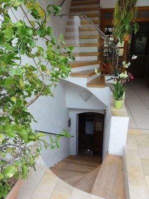 Stiegenaufgang vom EG