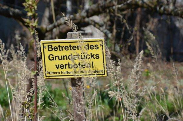 Grundstück ca. 70 x 30 m