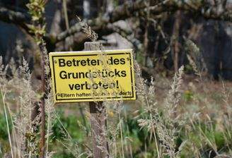 Grundstück ca. 70 x 30 m