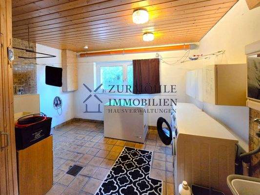 Hauswirtschaftsraum u. Sauna UG