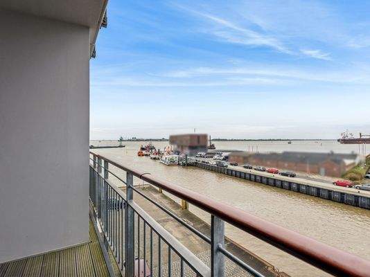 Balkon und Aussicht_1