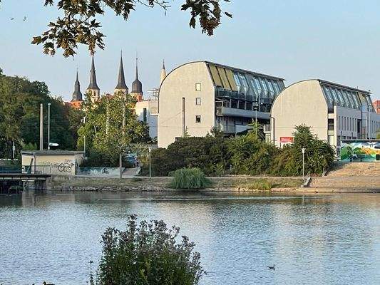 außen Ansicht mit Dom