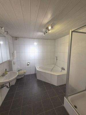 Badezimmer 1 OG