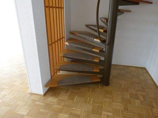 Treppe ins DG