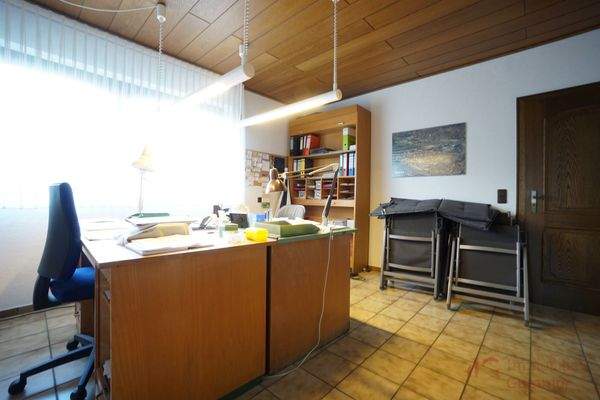 Büro/Schlafzimmer 2 EG