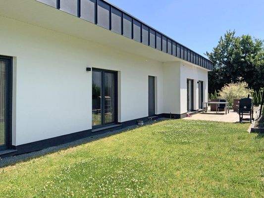 3071075g Ansicht vom Garten