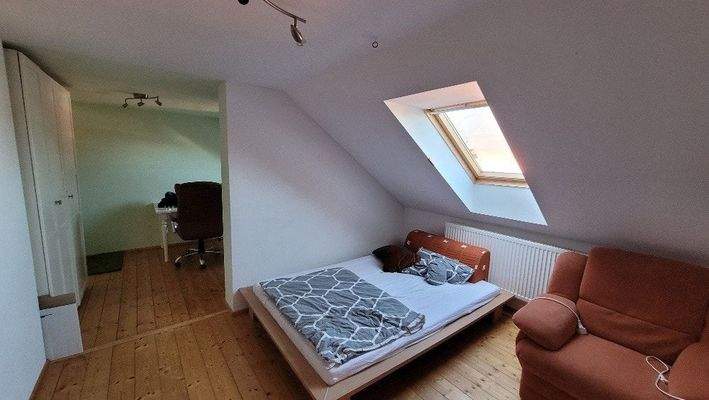 Kinder-/Gästezimmer OG Maisonette (120m²)