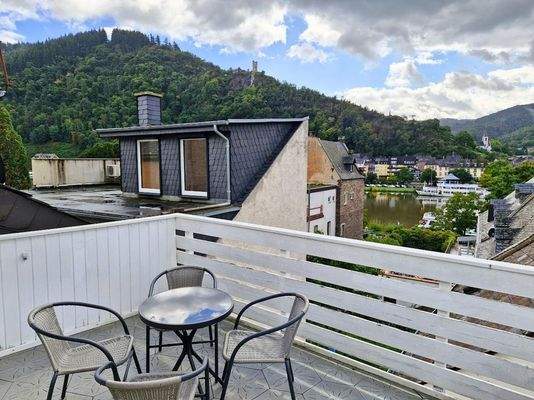 Blick zur Mosel &amp; Grevenburg