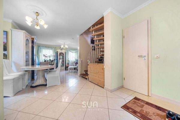 GEMÜTLICHER WOHNBEREICH