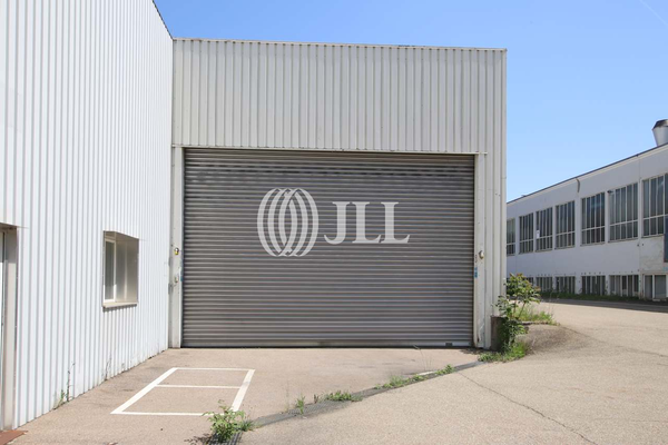 Außenansicht Andienung - JLL