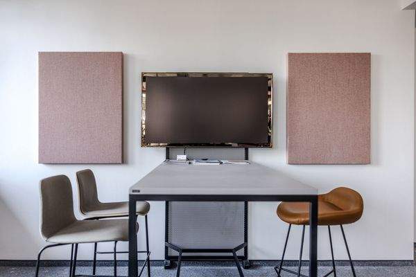 1030-VILLAGE-IM-DRITTEN-W-1030-VILLAGE-IM-DRITTEN-R51_0321