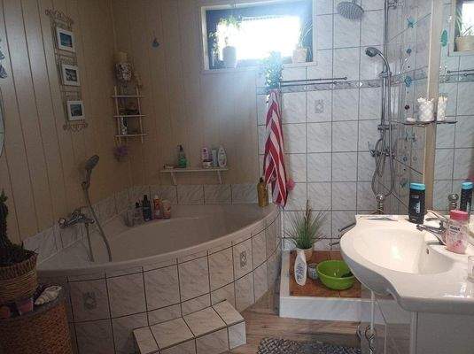 EG Teilansicht Tageslichtbad.jpg