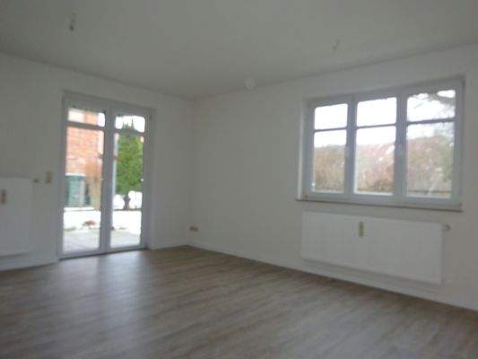 Wohnzimmer mit Terrassenausgang