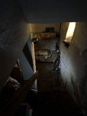 Abgang zum Keller.jpg