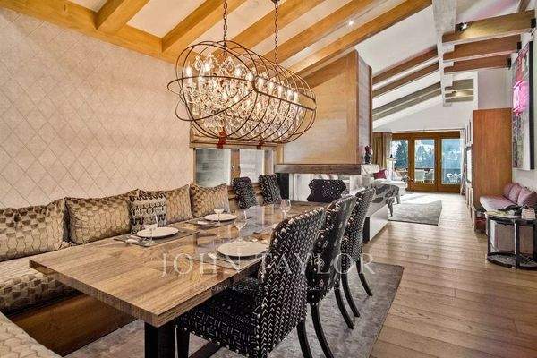 Dining room Chandelier Wooden floor