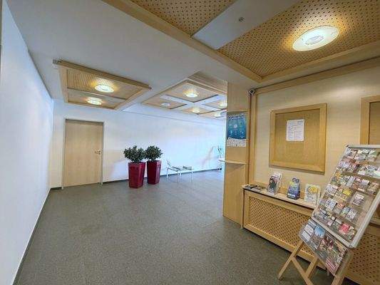 22936 LooseImmo Hauseingang