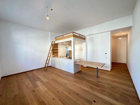 20250325_151926108_iOS