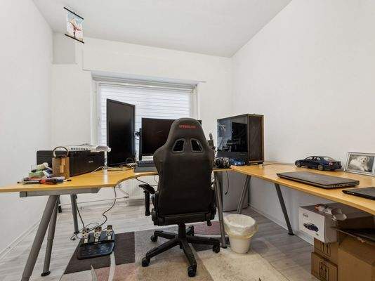 Büro Hauptwohnung OG