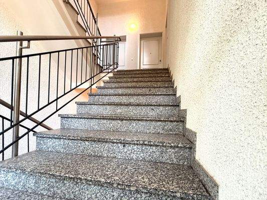 gepflegtes Treppenhaus