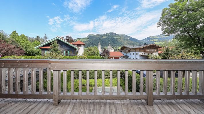 KITZIMMO-Luxuswohnung mit Pool in zentraler Toplage - Immobilien Kitzbühel.