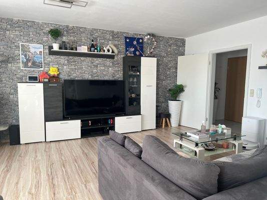 Blick in den Wohnbereich.jpeg