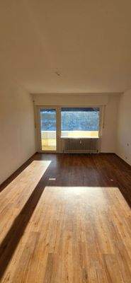 Schlafraum 1 mit Balkonzugang 