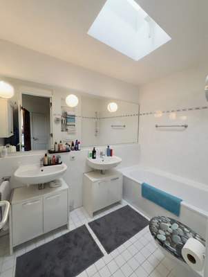 OG Badezimmer Türe.png