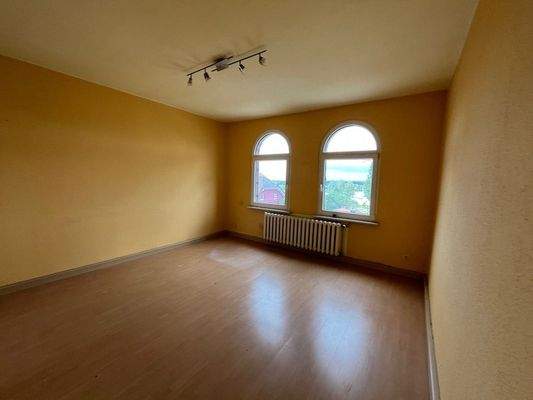 004020156800_302_359_17102025013626161