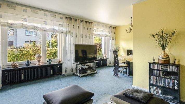 Wohnzimmer & Essbereich