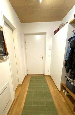 Eingangsbereich / Garderobe