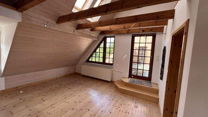 Zimmer im Vorderhaus (DG)