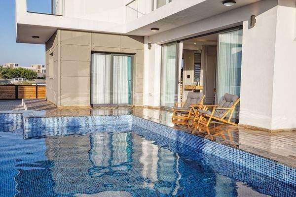 Elegant Houses Near the Beaches in North Cyprus Gazimağusa