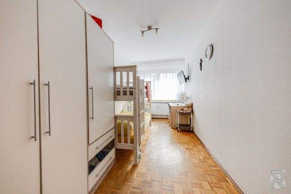 1. OG Wohnung links - Kinderzimmer