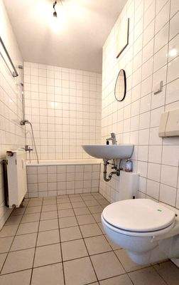 Bsp. innenliegendes Bad mit Wanne