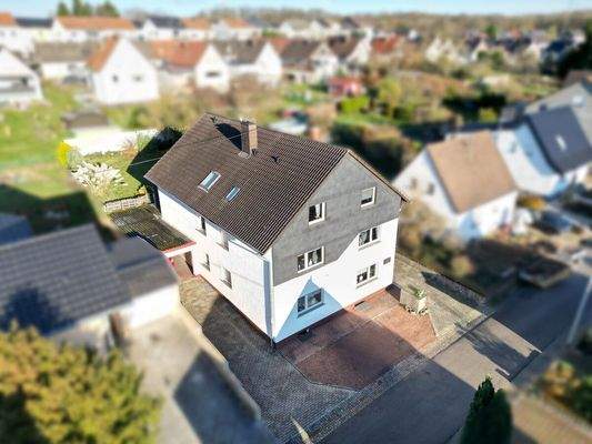 Attraktives Mehrfamilienhaus in VK-Röchlinghöhe