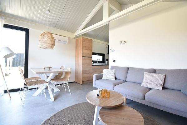 Ferienhaus-zu-verkaufen-Lakeside-Resort-Brielle 02