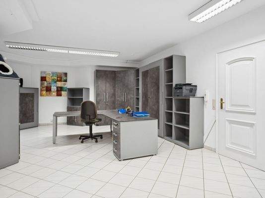 Büro im UG