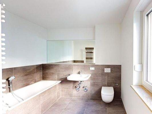 Bad- schnittgleiche Wohnung