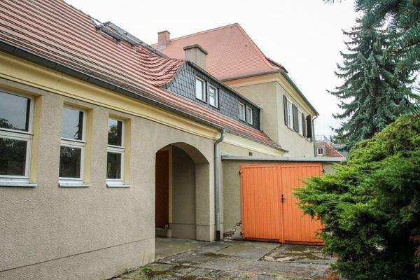 Anbau/ Nebengebäude