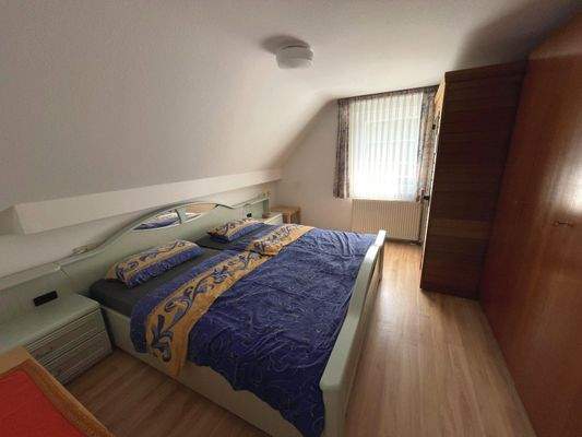 Wohnung 02 - Schlafzimmer