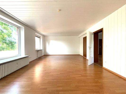 Heller, großzügiger Wohnbereich