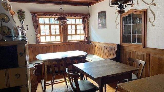 7  Gaststube Teilbereich