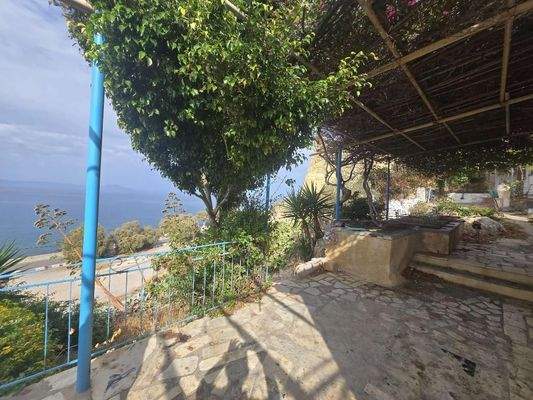 Kreta, Rethymno: Einfamilienhaus zum Verkauf unter dem Schloss von Fortezza