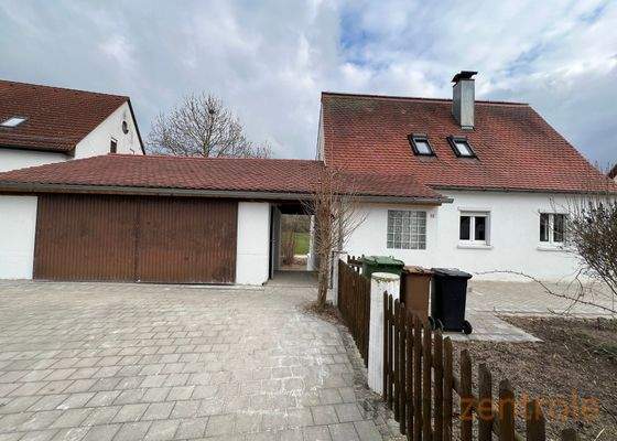 3DA18972-2EDD-4813-8577-CE46168F3A6D_1_201_a