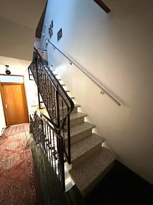 Treppe zum DG