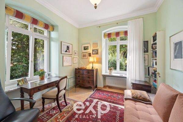 Büro / Schlafzimmer