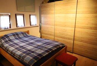 Einheit 1: Schlafzimmer 