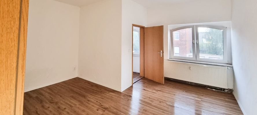 Wohnraum Blick zum Eingang
