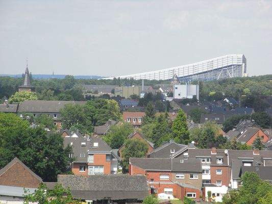 Blick zur Skihalle