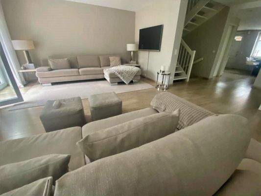 Wohnbereich u. Treppe Lerchenberg  HH-Volksdorf